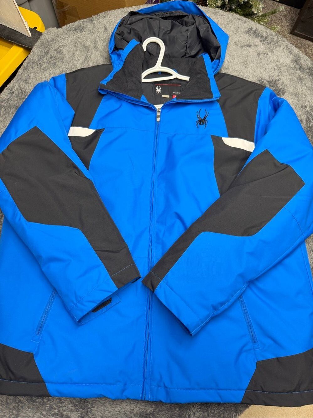 Spyder Men's Ski Jacket, Size XXL in excellent shape!